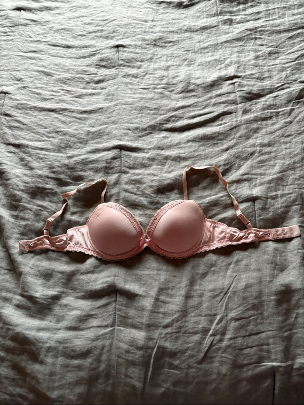 H&M Pink Lace-Trim Push-Up Bra